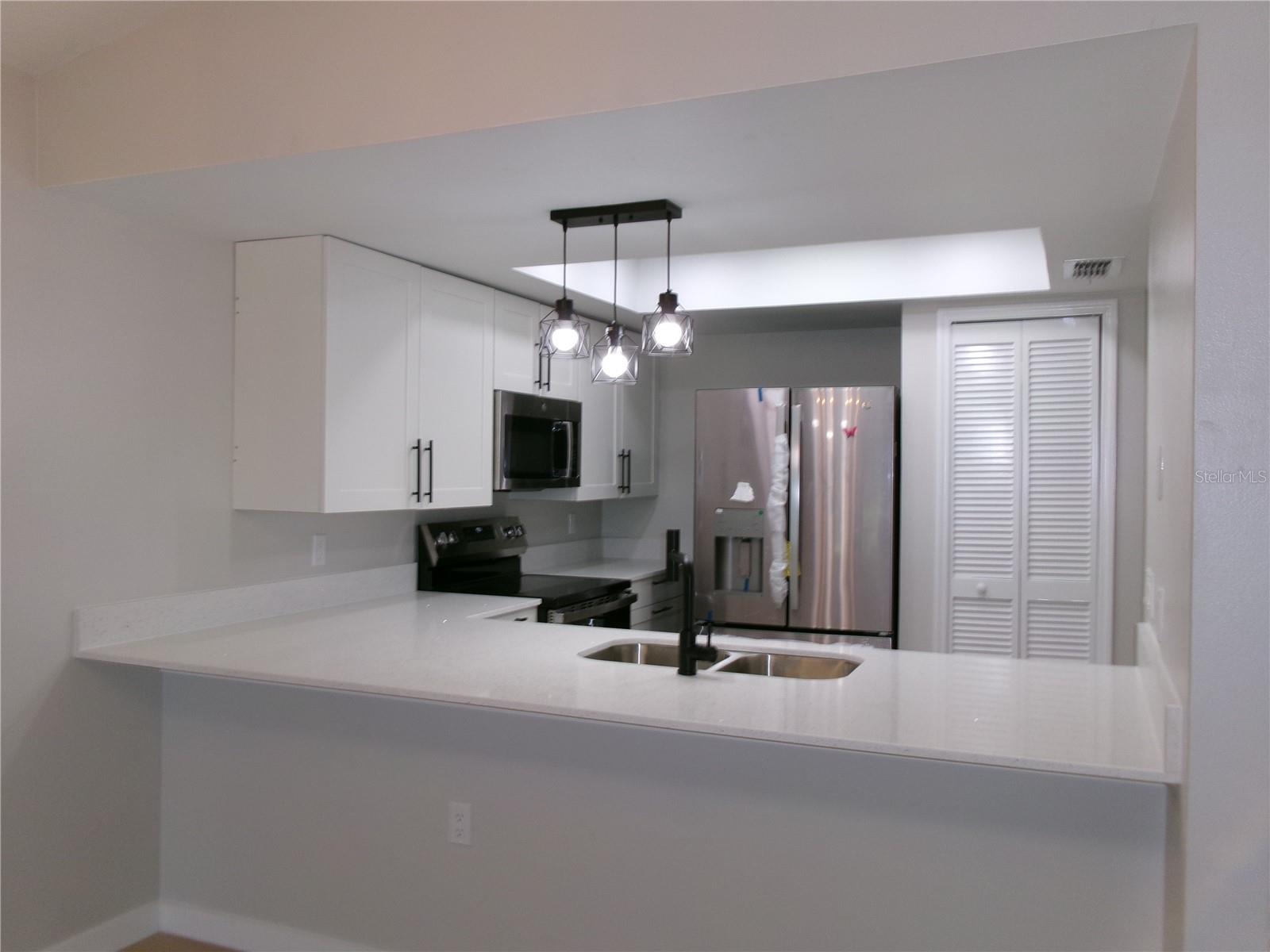 WHISPER LAKES - Residential
