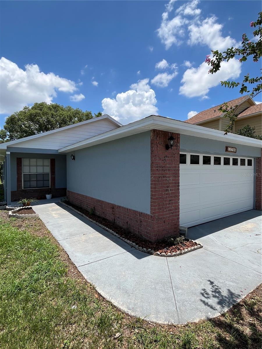 Welcome to your charming home, localized in the beautiful Whisper Lakes community, close to major theme parks Disney, SeaWorld, Aquatica Discovery cove and much more entertainment, including many shopping center, restaurants and fast access to the highways 417, 528, Florida's Turnpike making your day easy to drive by.
This home has been renovated, new kitchen, appliances, new waterproof laminated flooring in all entire home, new fresh painted interior and exterior, making this a place ready to live.
Don't miss this great opportunity to own this amazing 2 bed, 2 baths home here in Orlando.