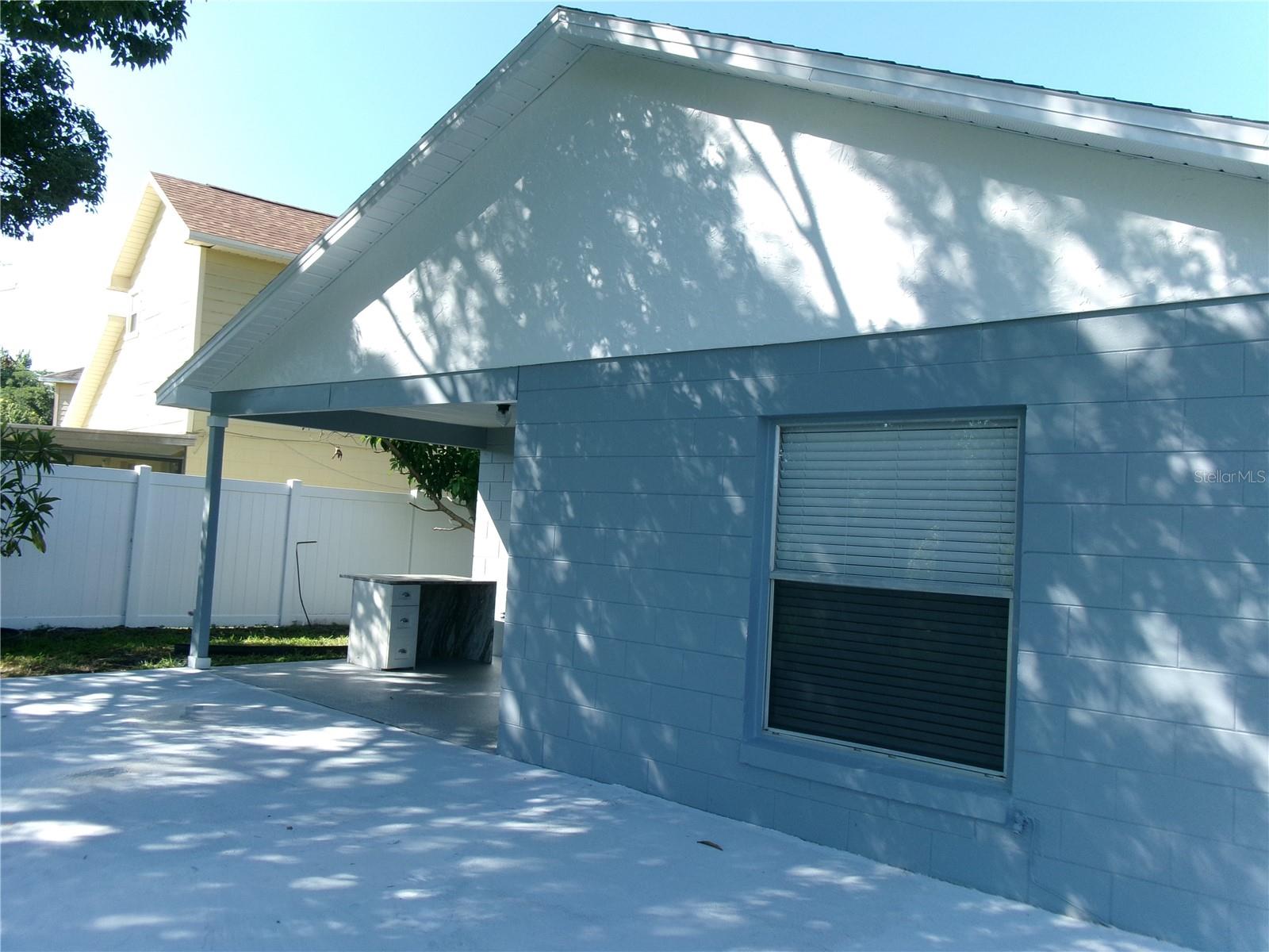 WHISPER LAKES - Residential