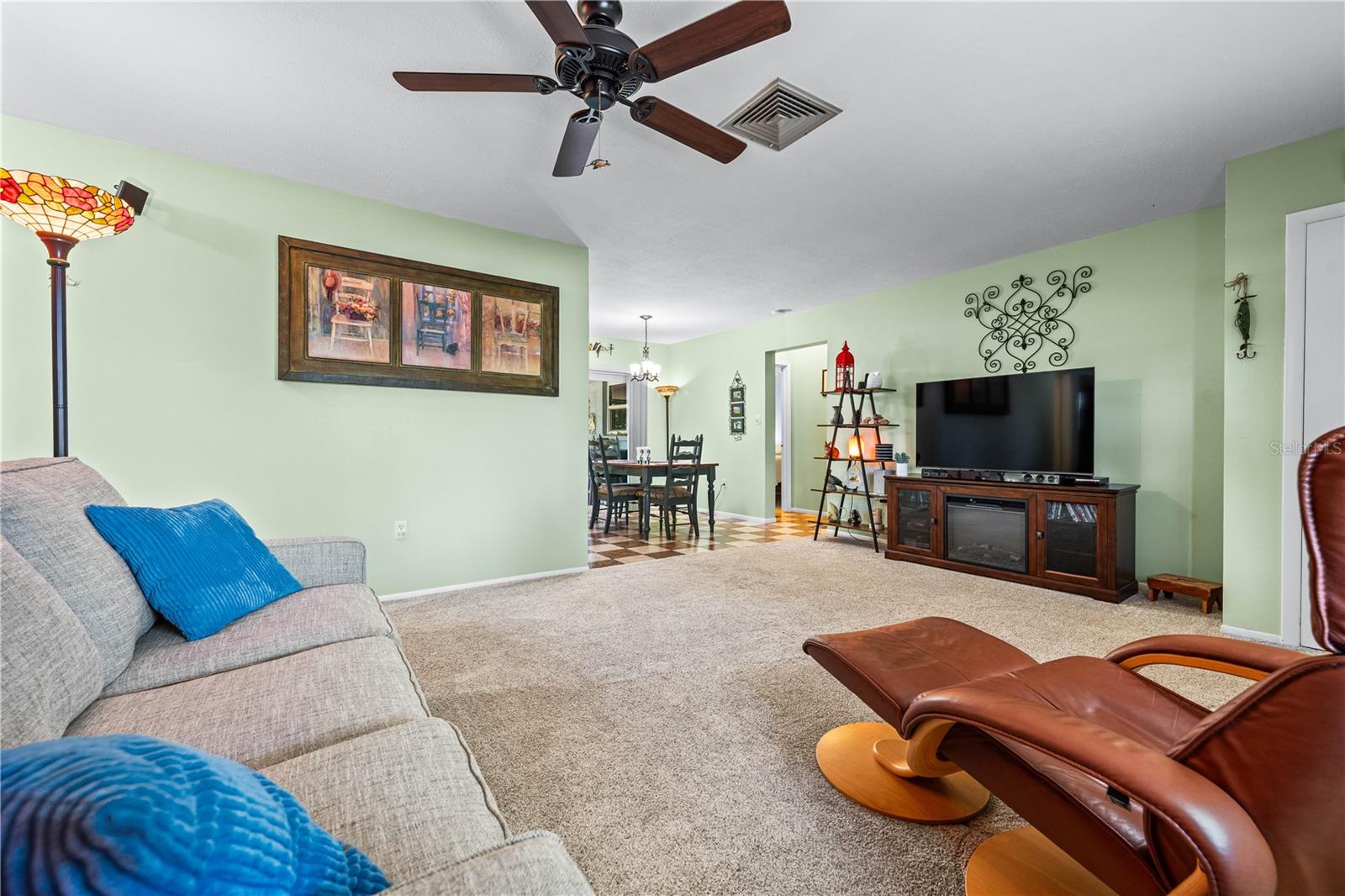 RIDGEWOOD ESTATES 12 ADD - Residential