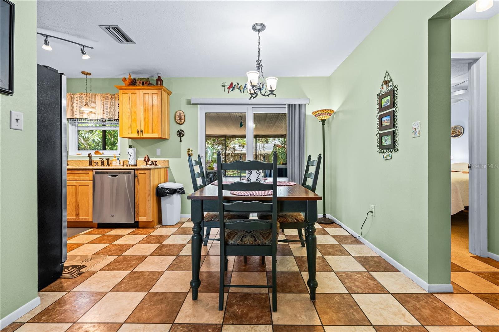 RIDGEWOOD ESTATES 12 ADD - Residential