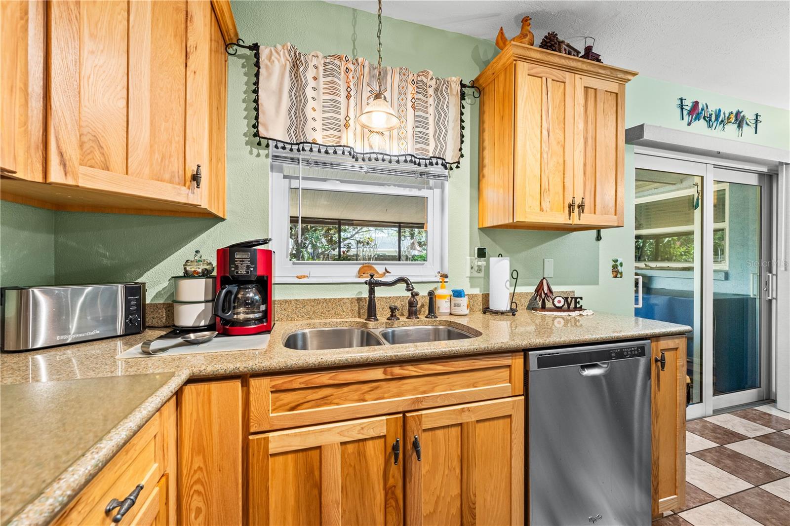 RIDGEWOOD ESTATES 12 ADD - Residential
