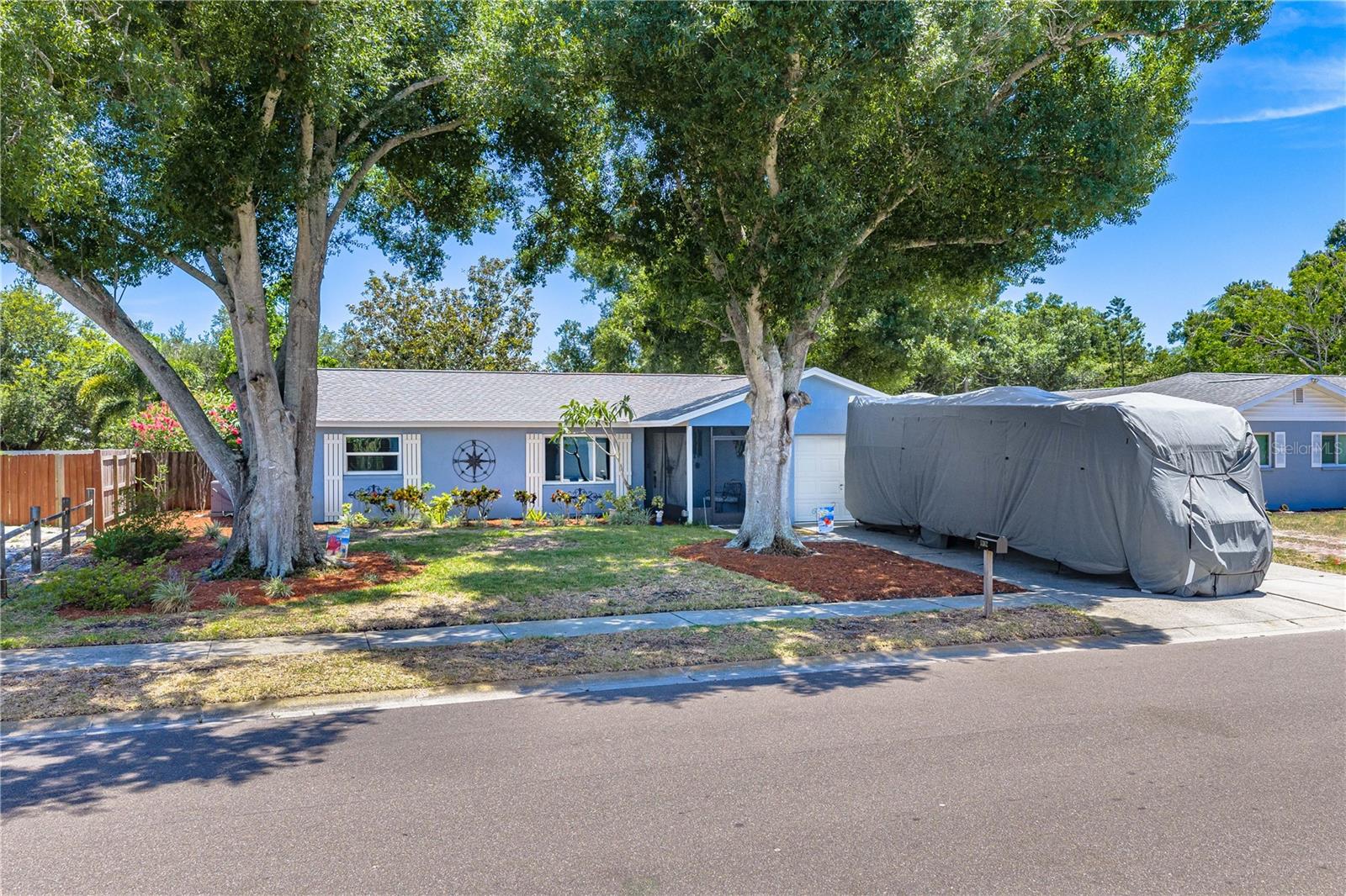 RIDGEWOOD ESTATES 12 ADD - Residential