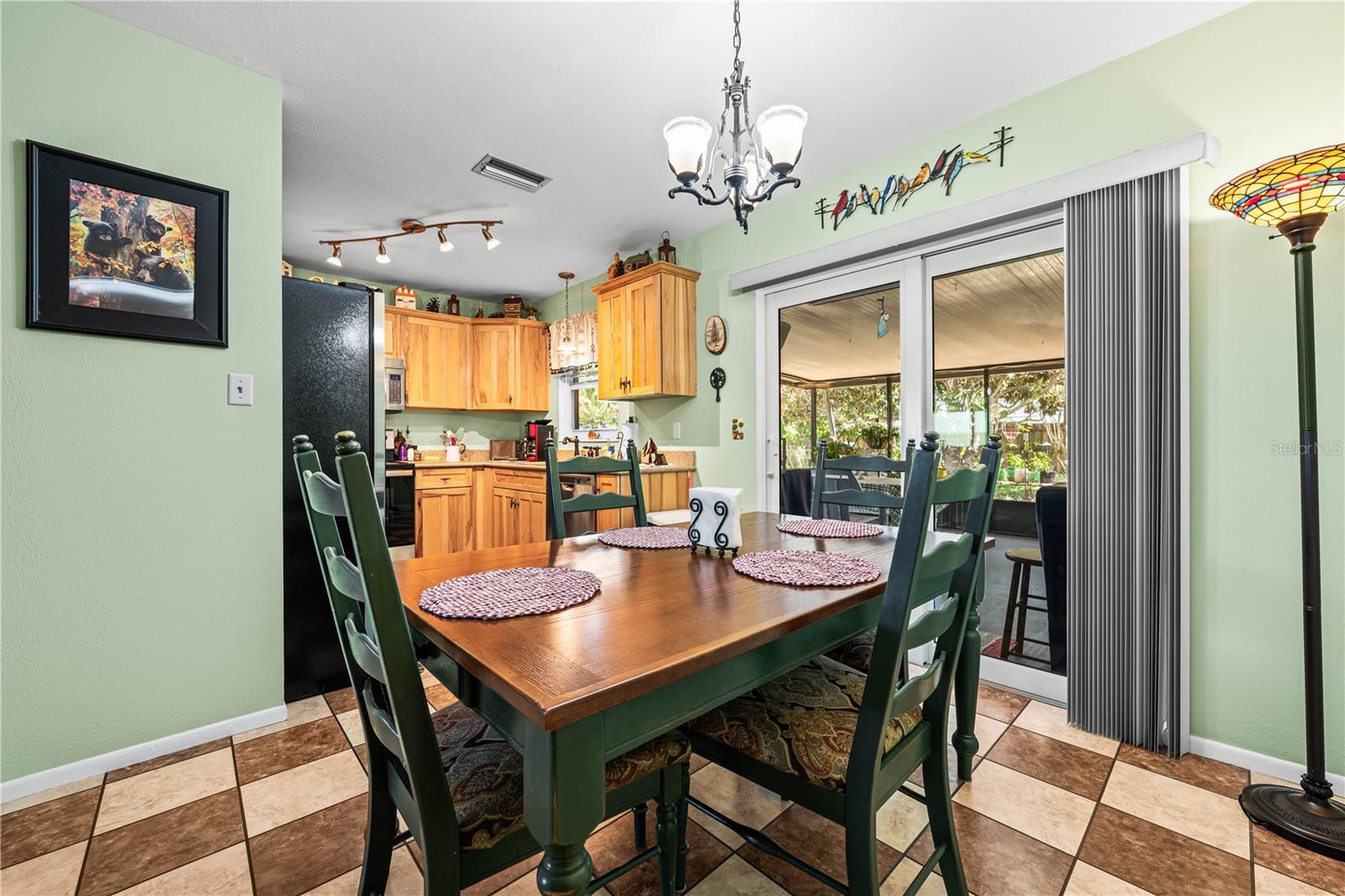 RIDGEWOOD ESTATES 12 ADD - Residential