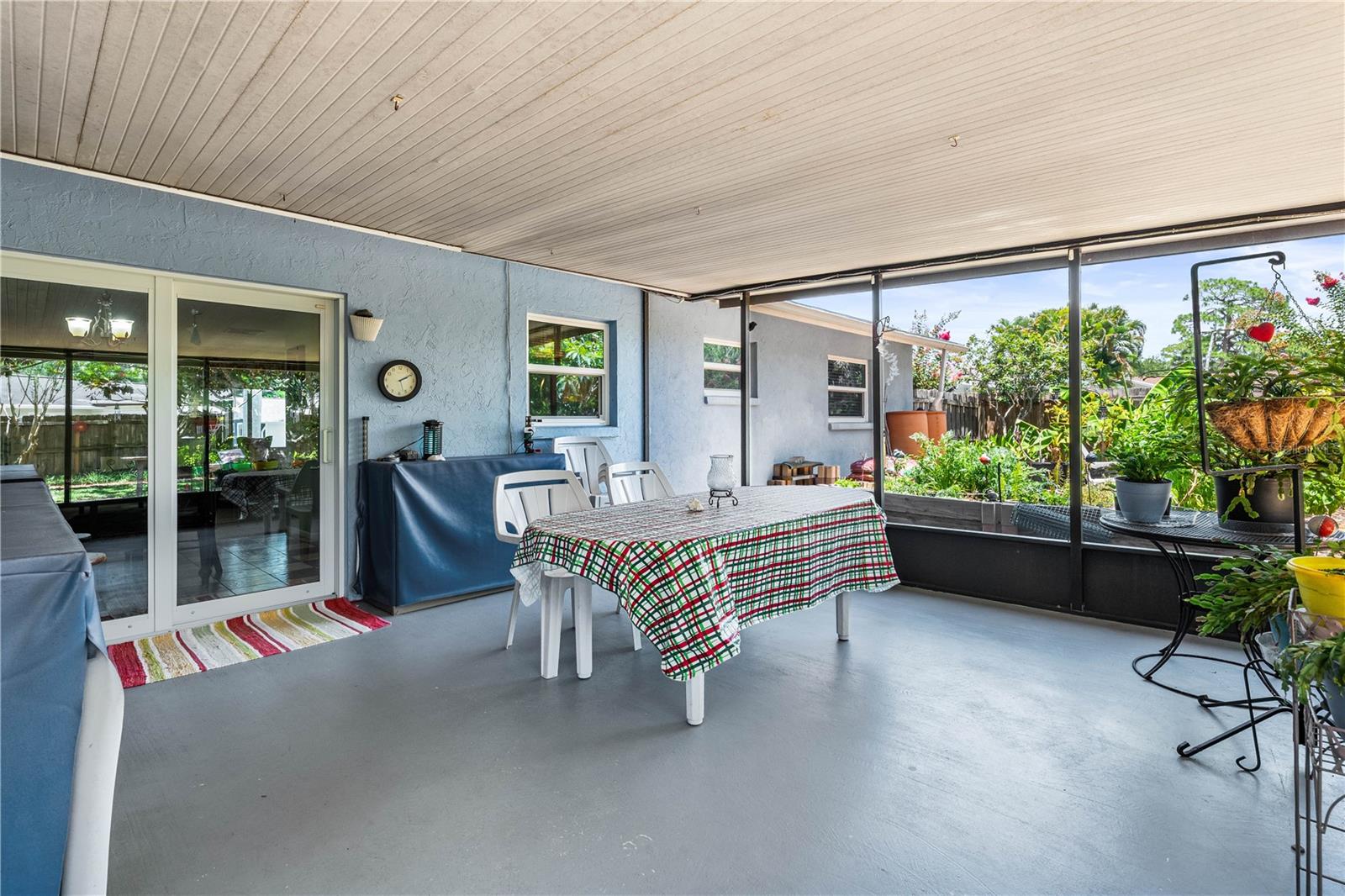 RIDGEWOOD ESTATES 12 ADD - Residential