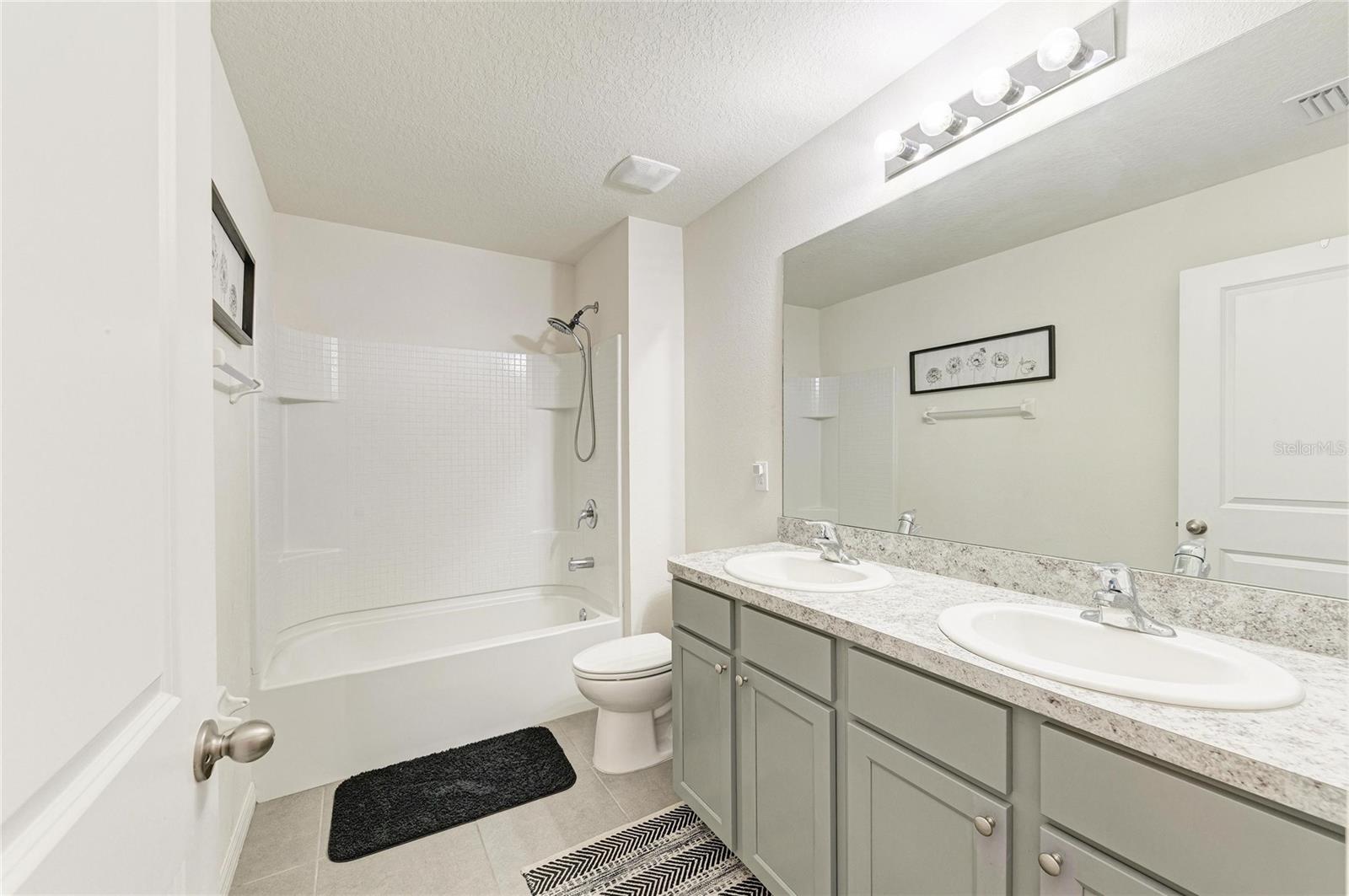 VILLAGES OF GLEN CREEK PH 1-A - Residential