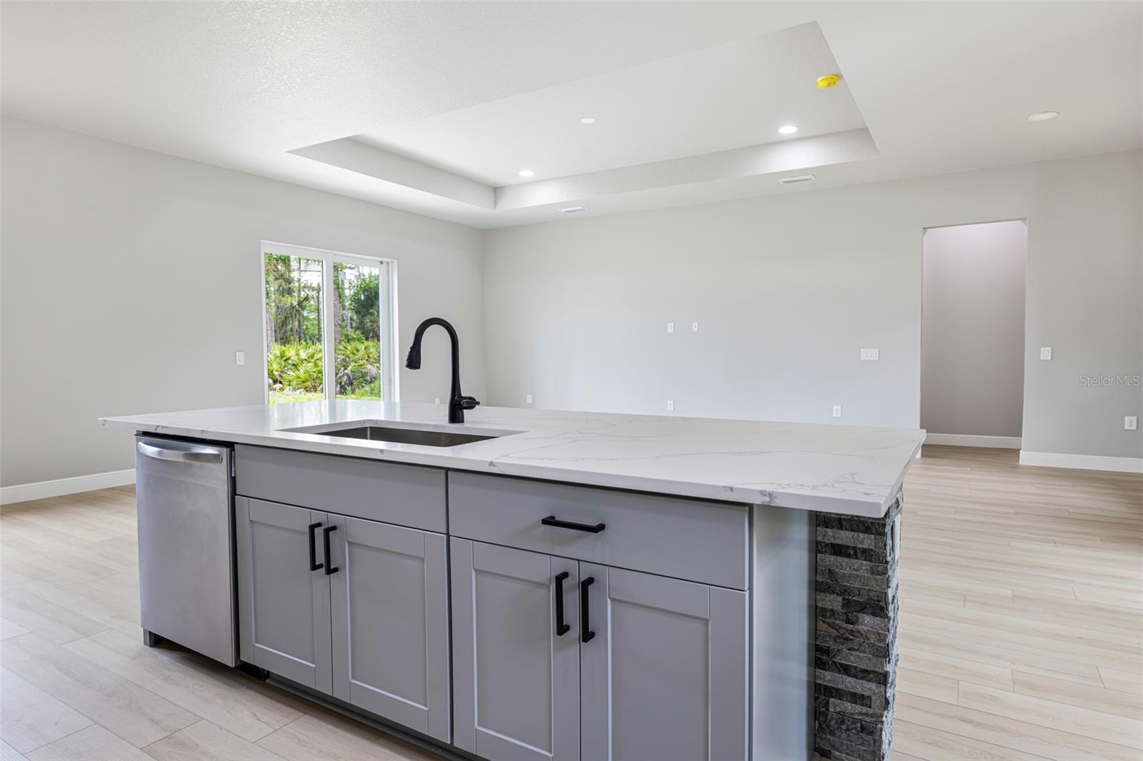 1572 - PORT CHARLOTTE SUB 25 - Residential