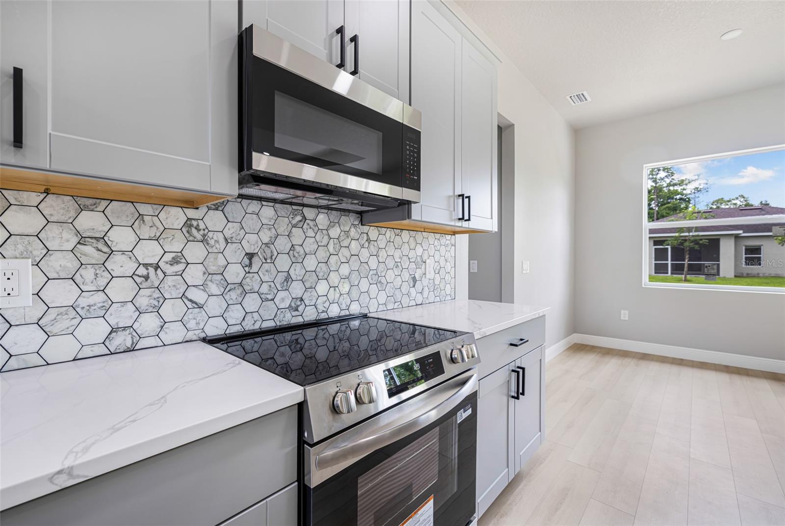 1572 - PORT CHARLOTTE SUB 25 - Residential