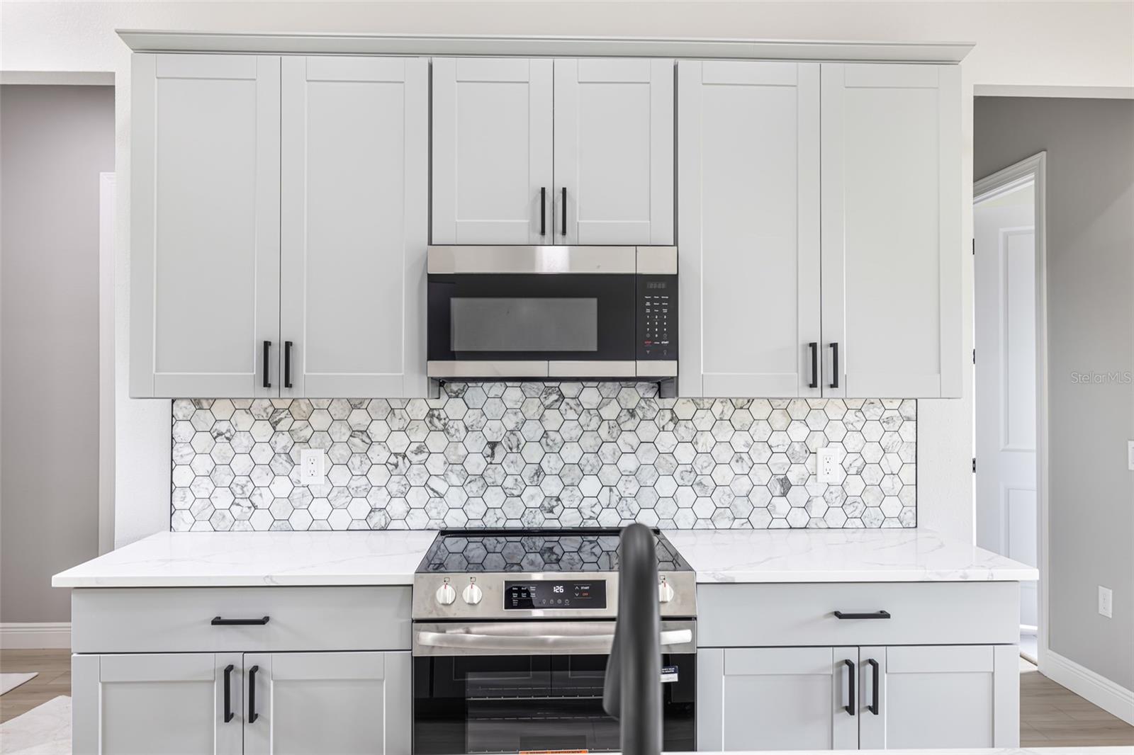 1572 - PORT CHARLOTTE SUB 25 - Residential