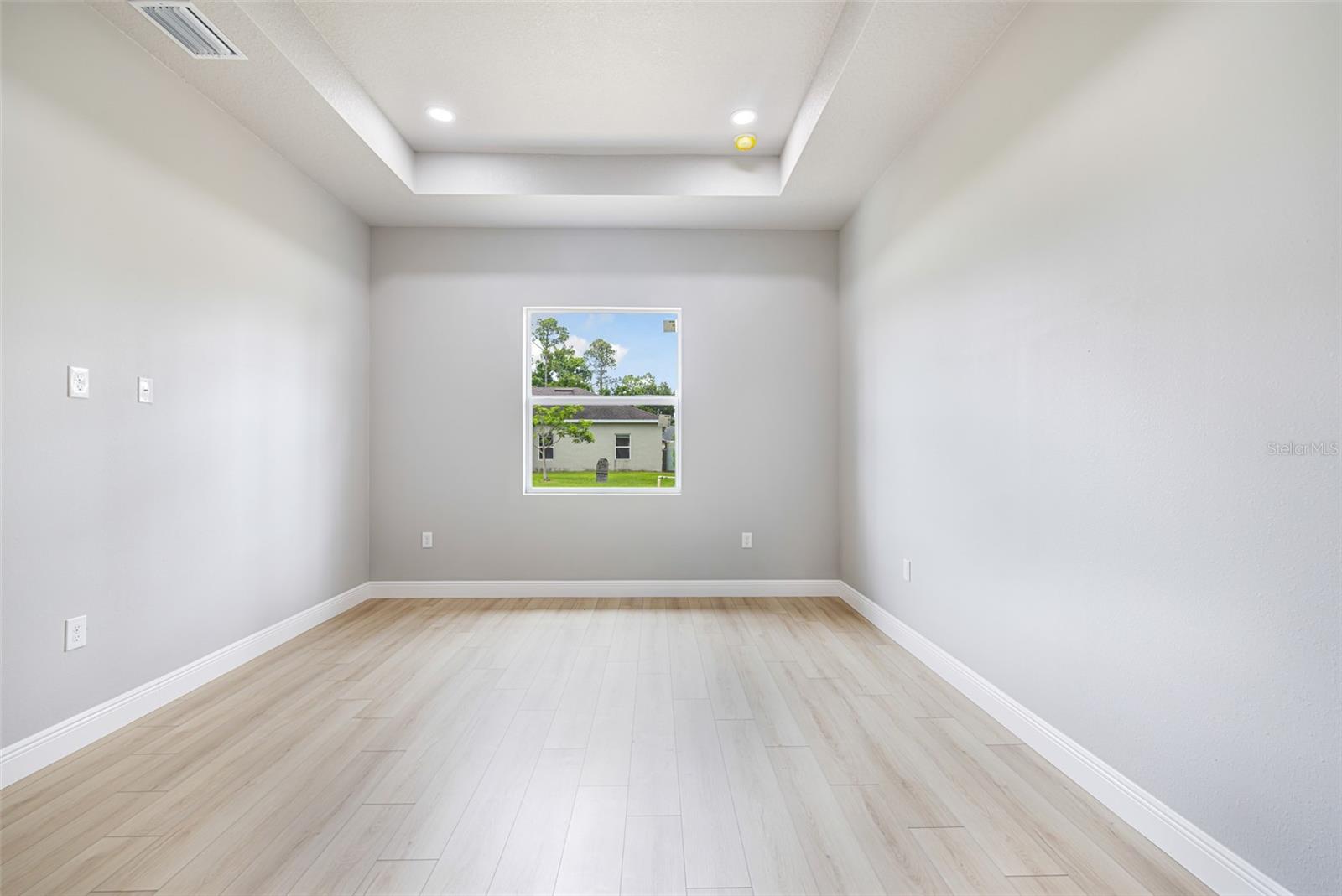 1572 - PORT CHARLOTTE SUB 25 - Residential