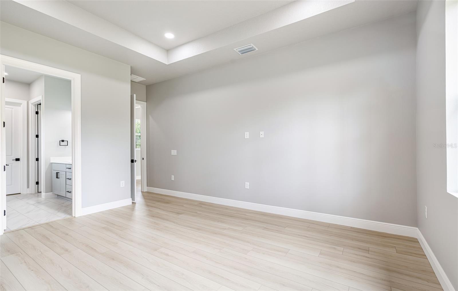 1572 - PORT CHARLOTTE SUB 25 - Residential