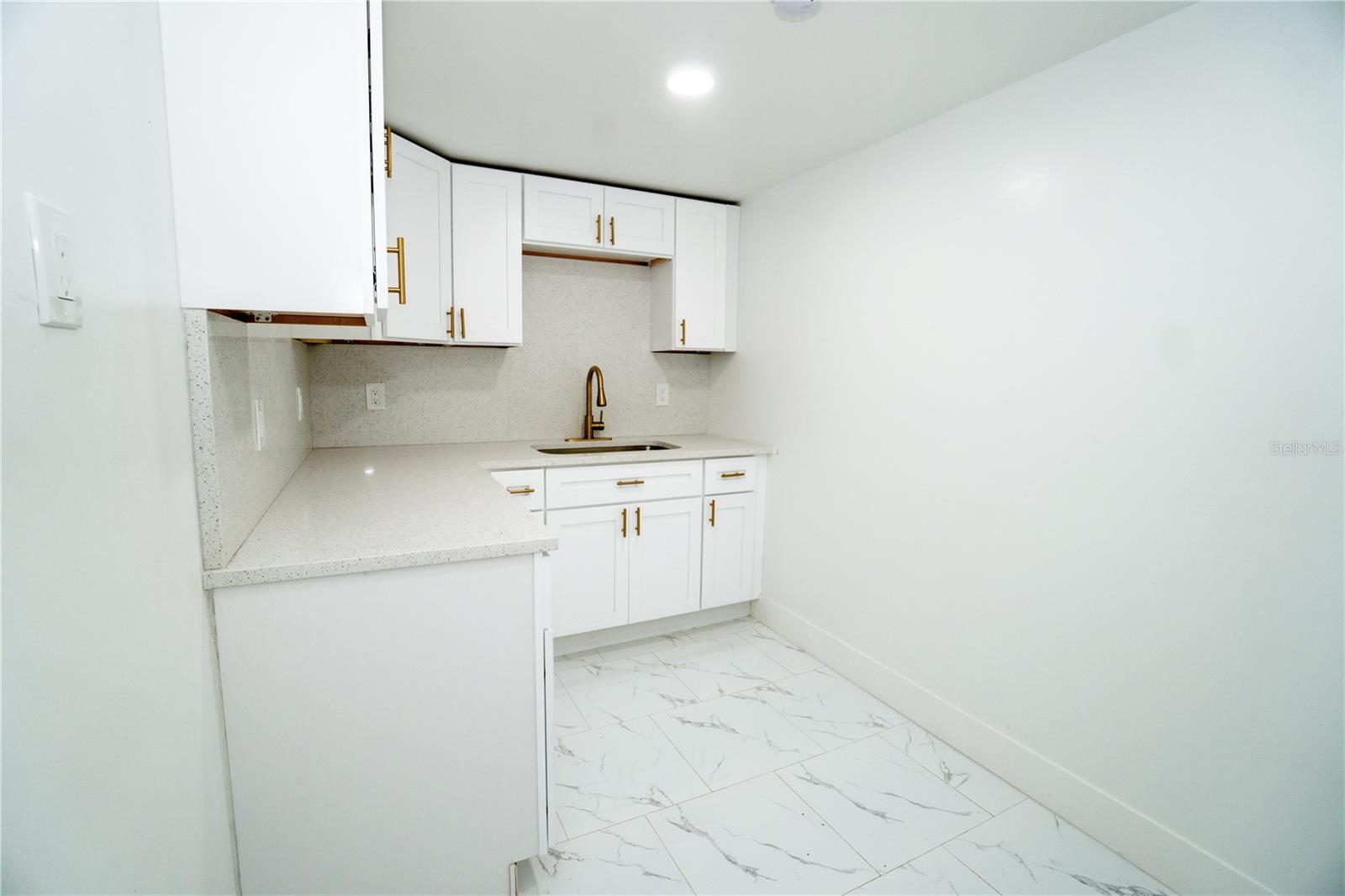 EAST LAKE PARK UNIT ONE - Residential