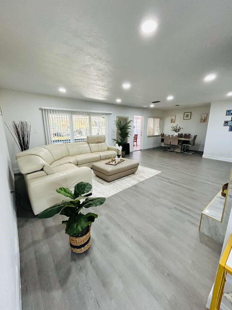 EAST LAKE PARK UNIT ONE - Residential