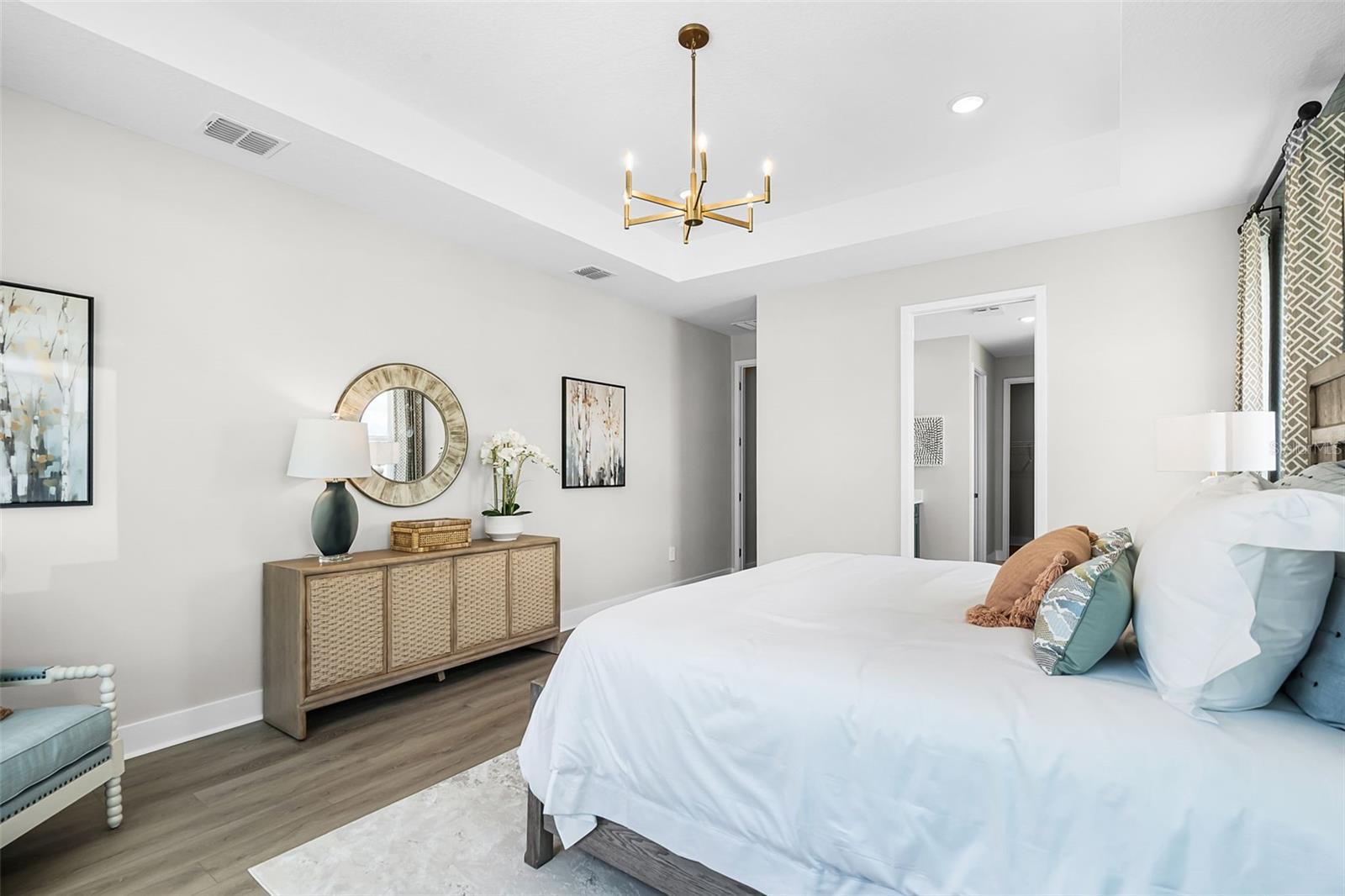 EDEN CREST - Residential