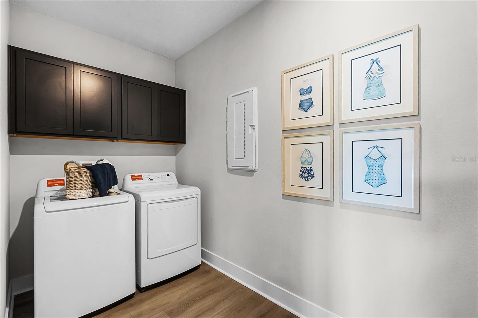 EDEN CREST - Residential