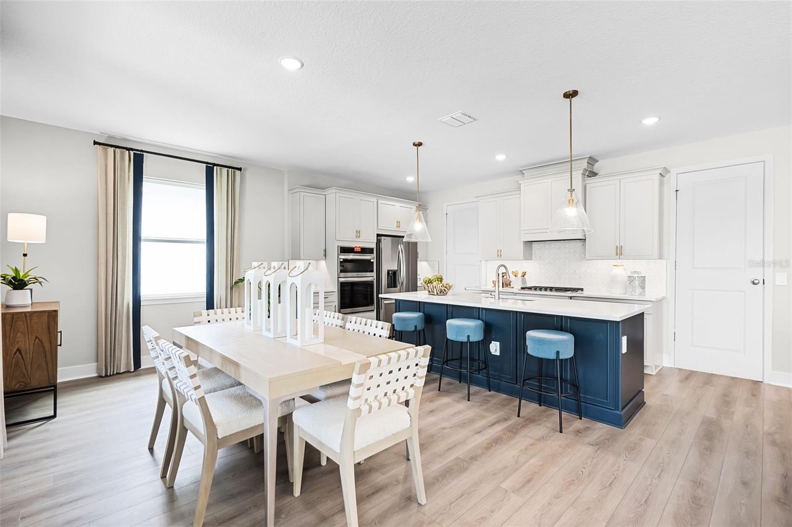 EDEN CREST - Residential