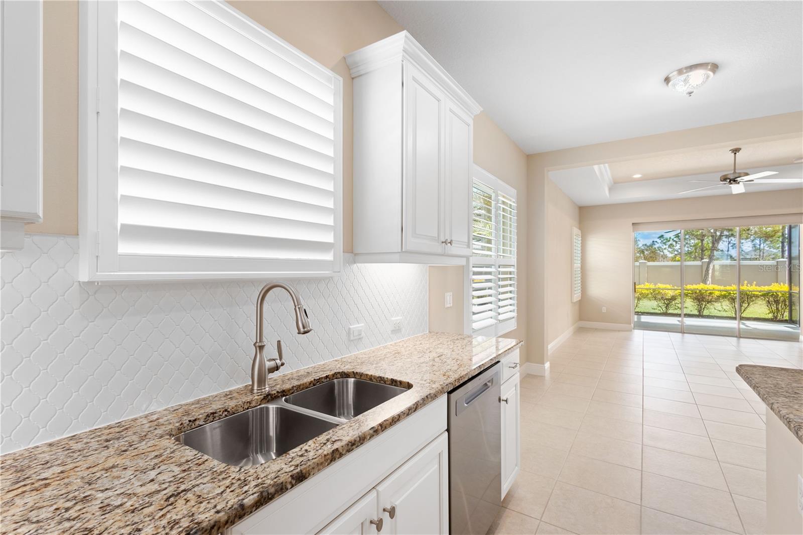 MAGNOLIA POINT - Residential