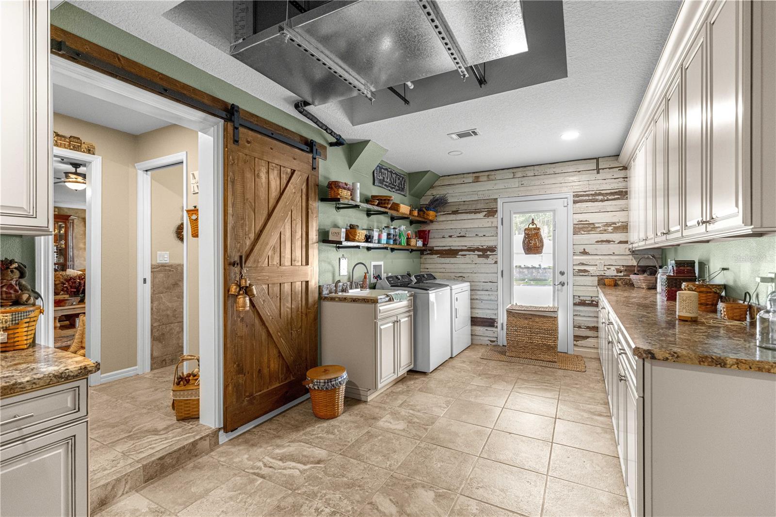 WHITE OAK VILLAGE PH 02 - Residential
