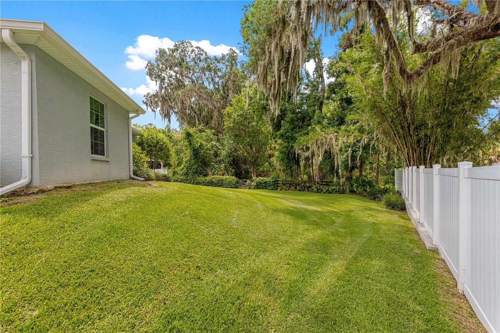 WHITE OAK VILLAGE PH 02 - Residential