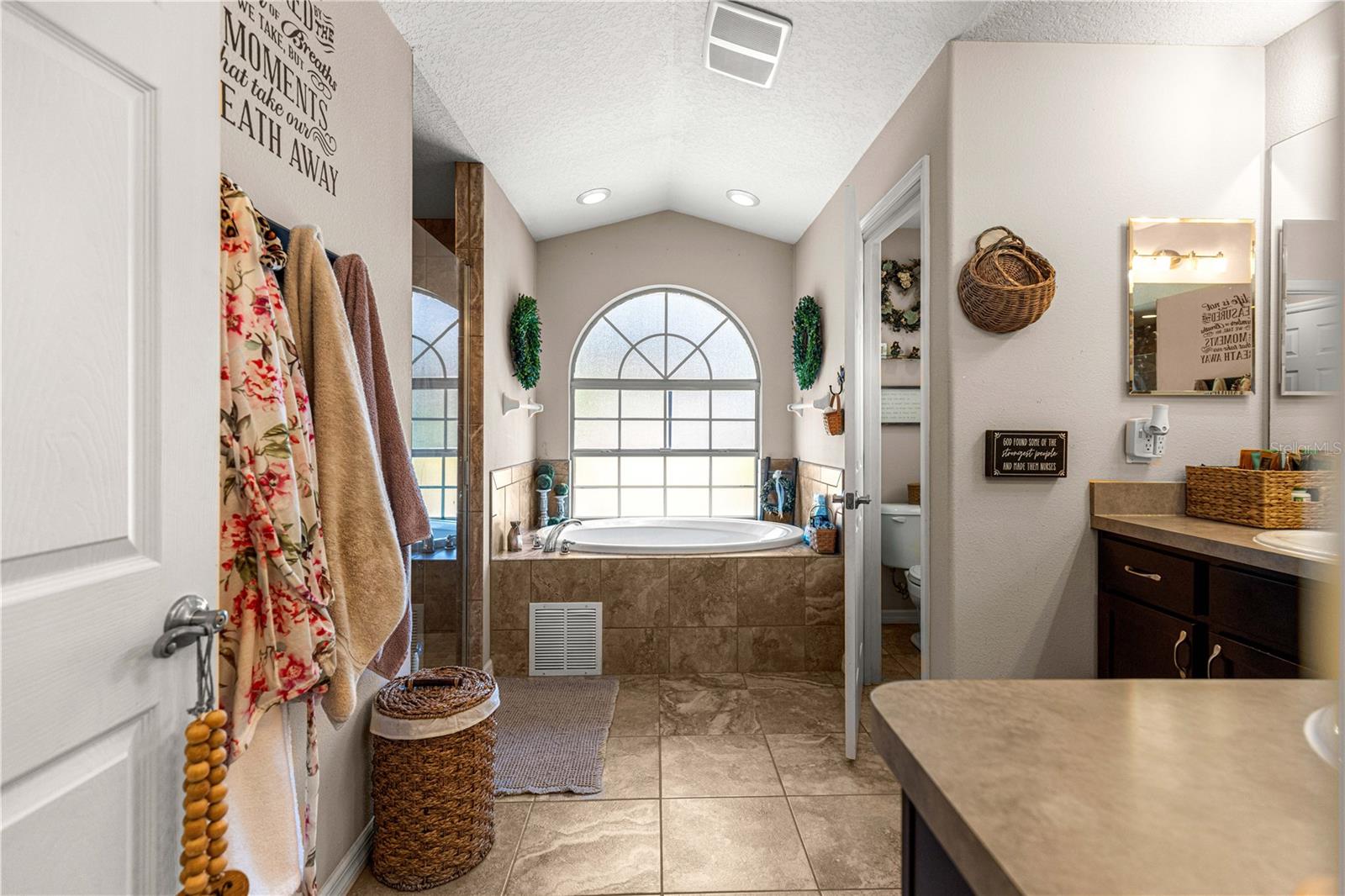 WHITE OAK VILLAGE PH 02 - Residential