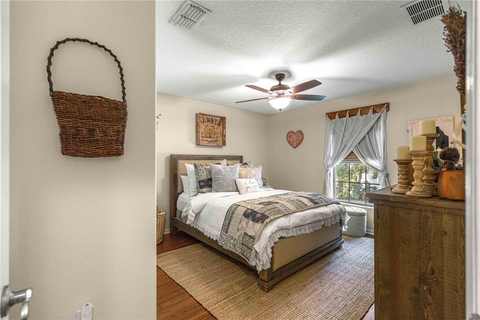 WHITE OAK VILLAGE PH 02 - Residential