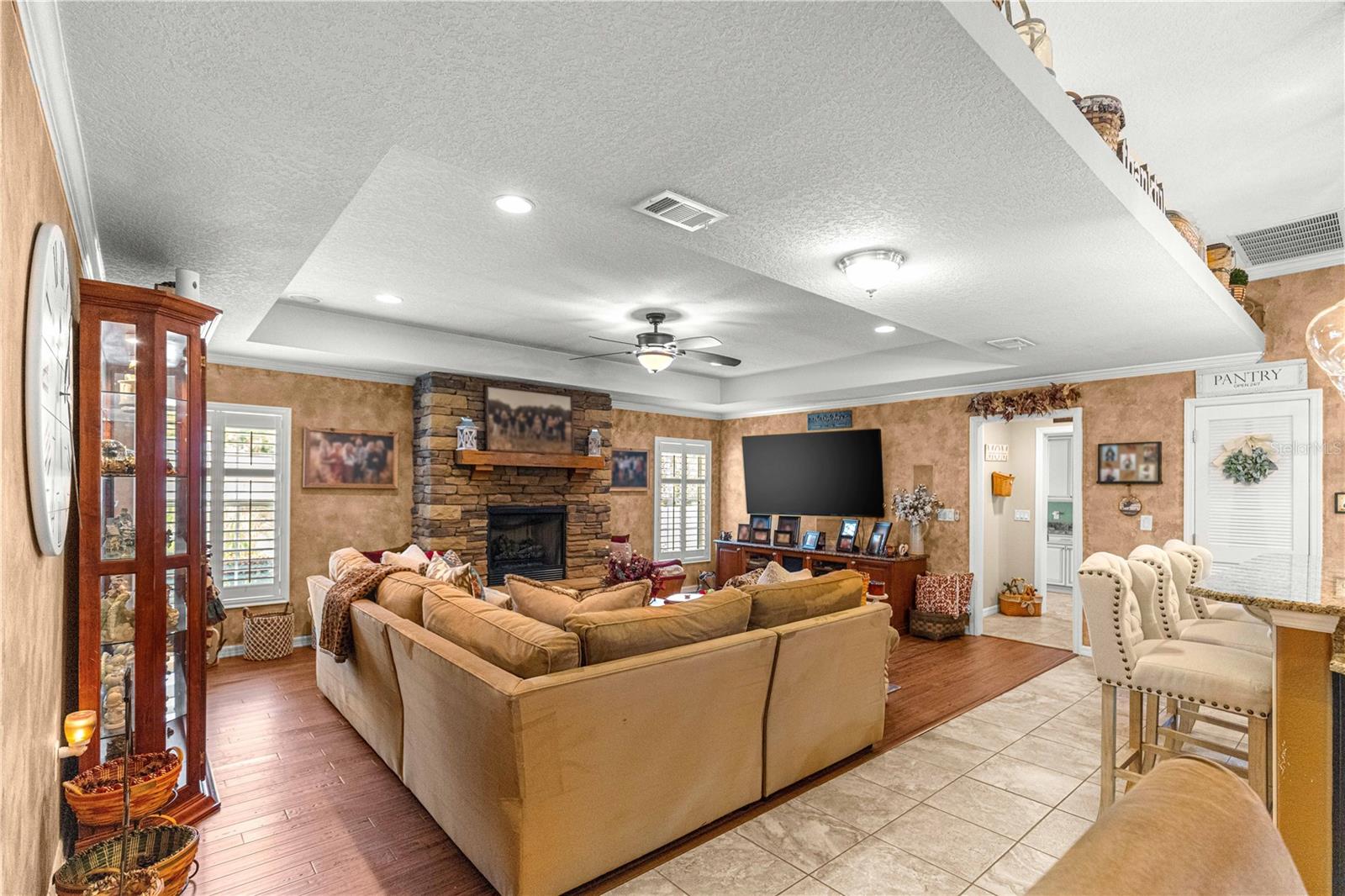 WHITE OAK VILLAGE PH 02 - Residential