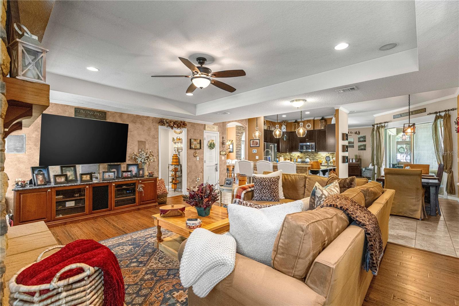 WHITE OAK VILLAGE PH 02 - Residential
