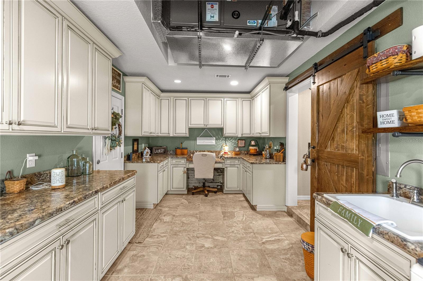 WHITE OAK VILLAGE PH 02 - Residential