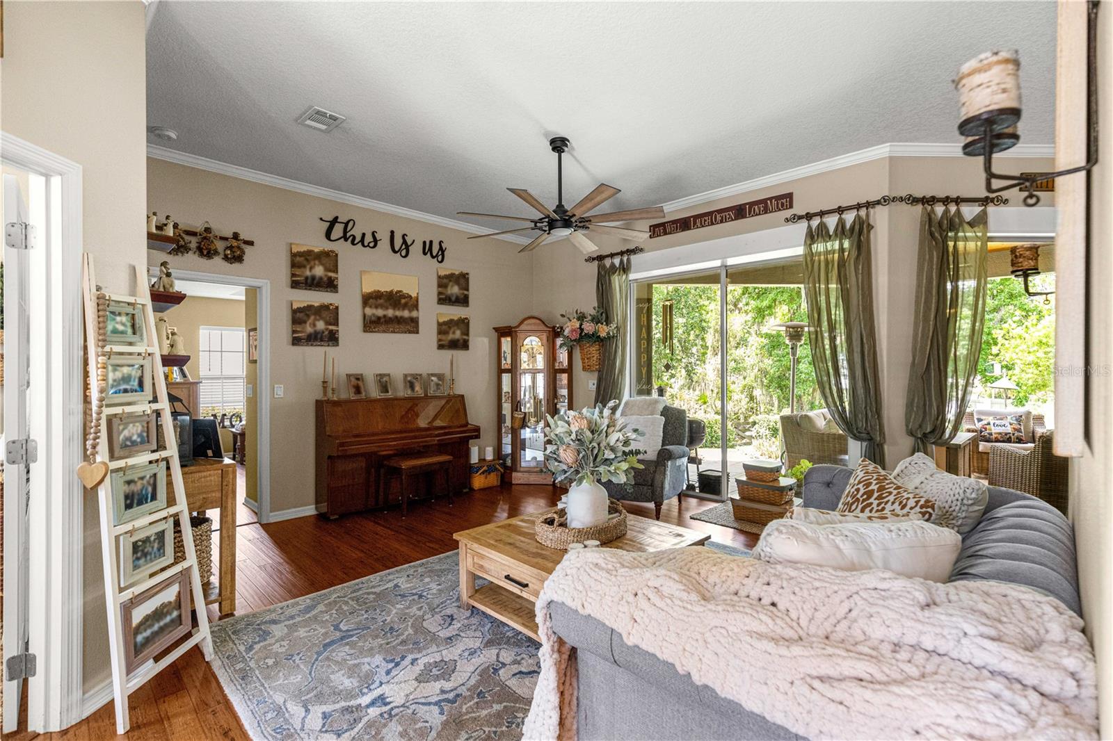 WHITE OAK VILLAGE PH 02 - Residential