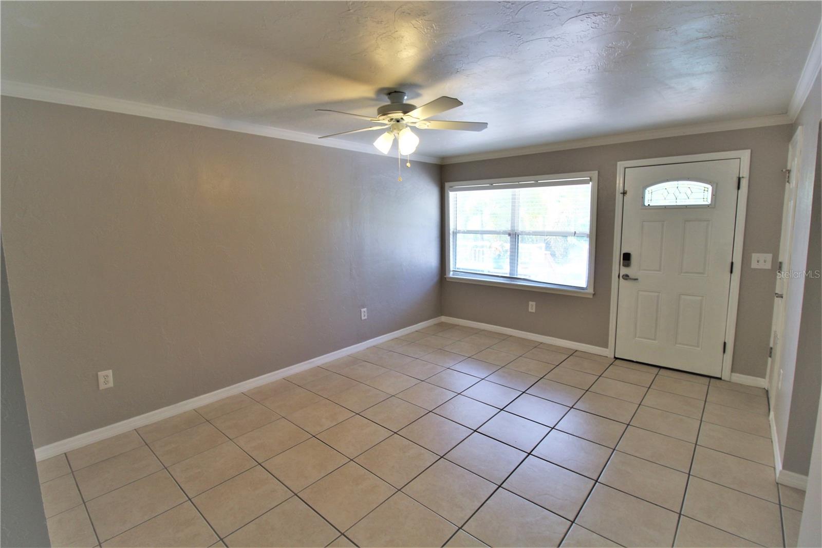 PINE SHORES ESTATE 1ST ADD - Residential Lease
