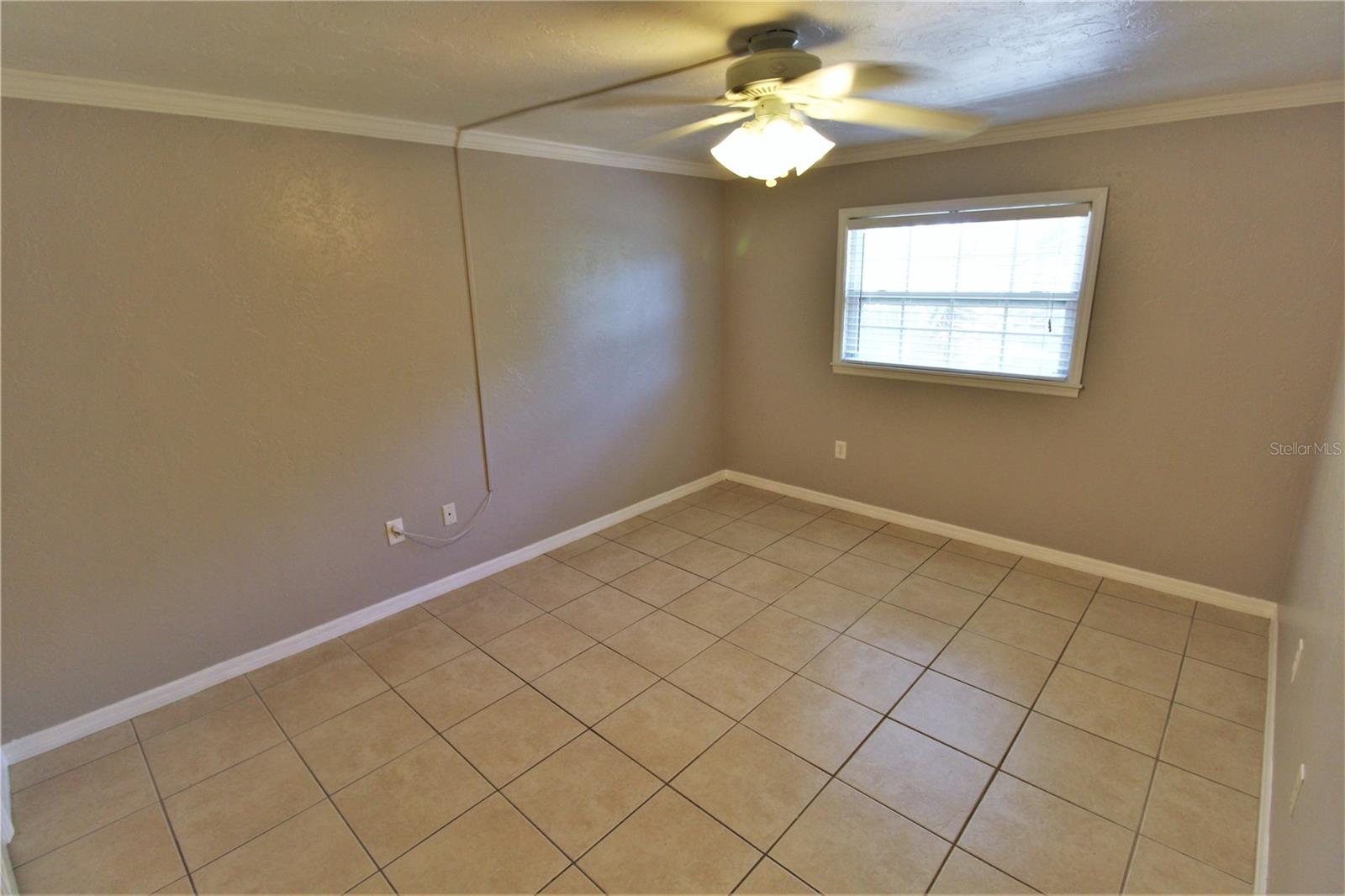 PINE SHORES ESTATE 1ST ADD - Residential Lease