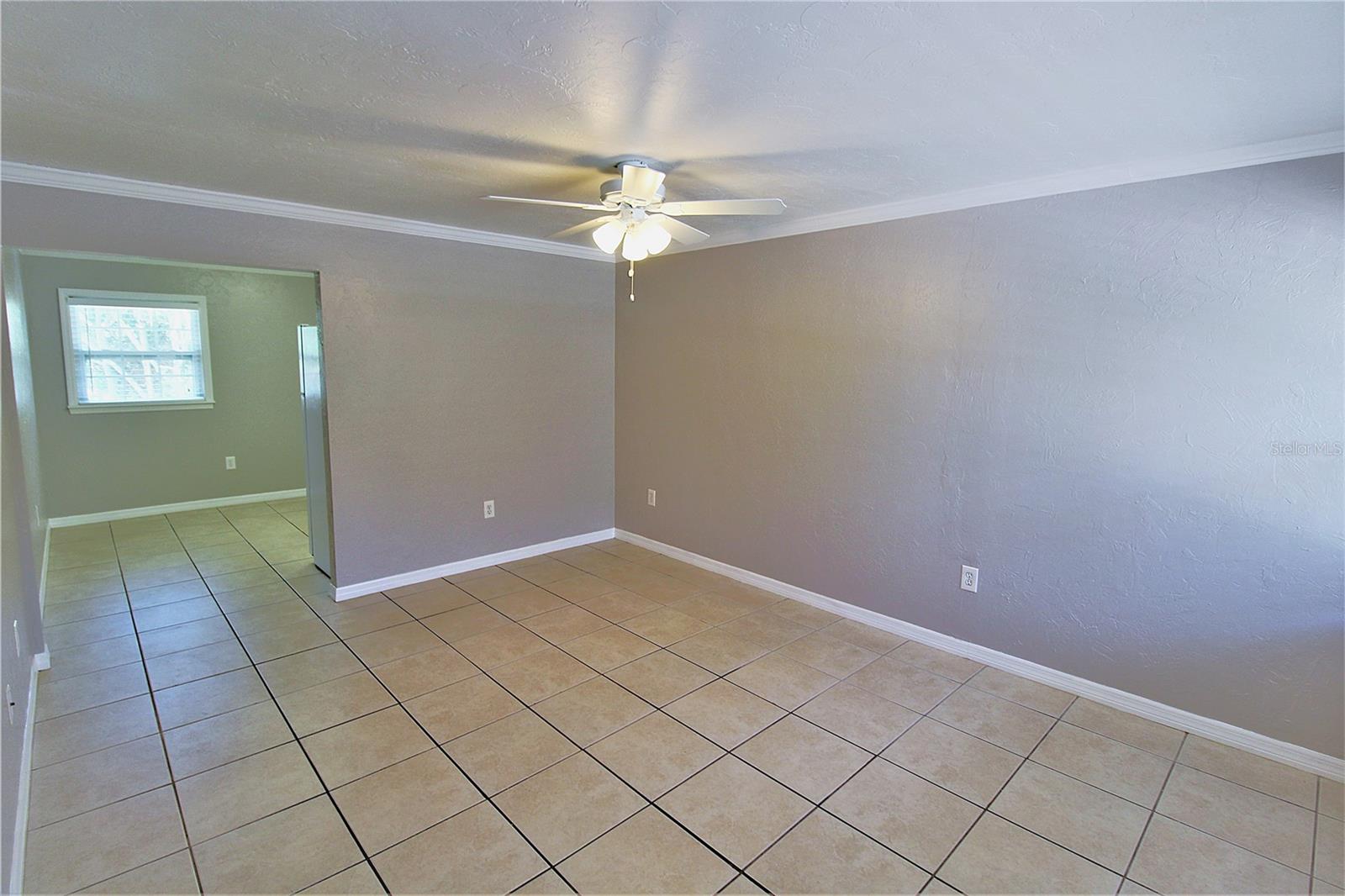 PINE SHORES ESTATE 1ST ADD - Residential Lease