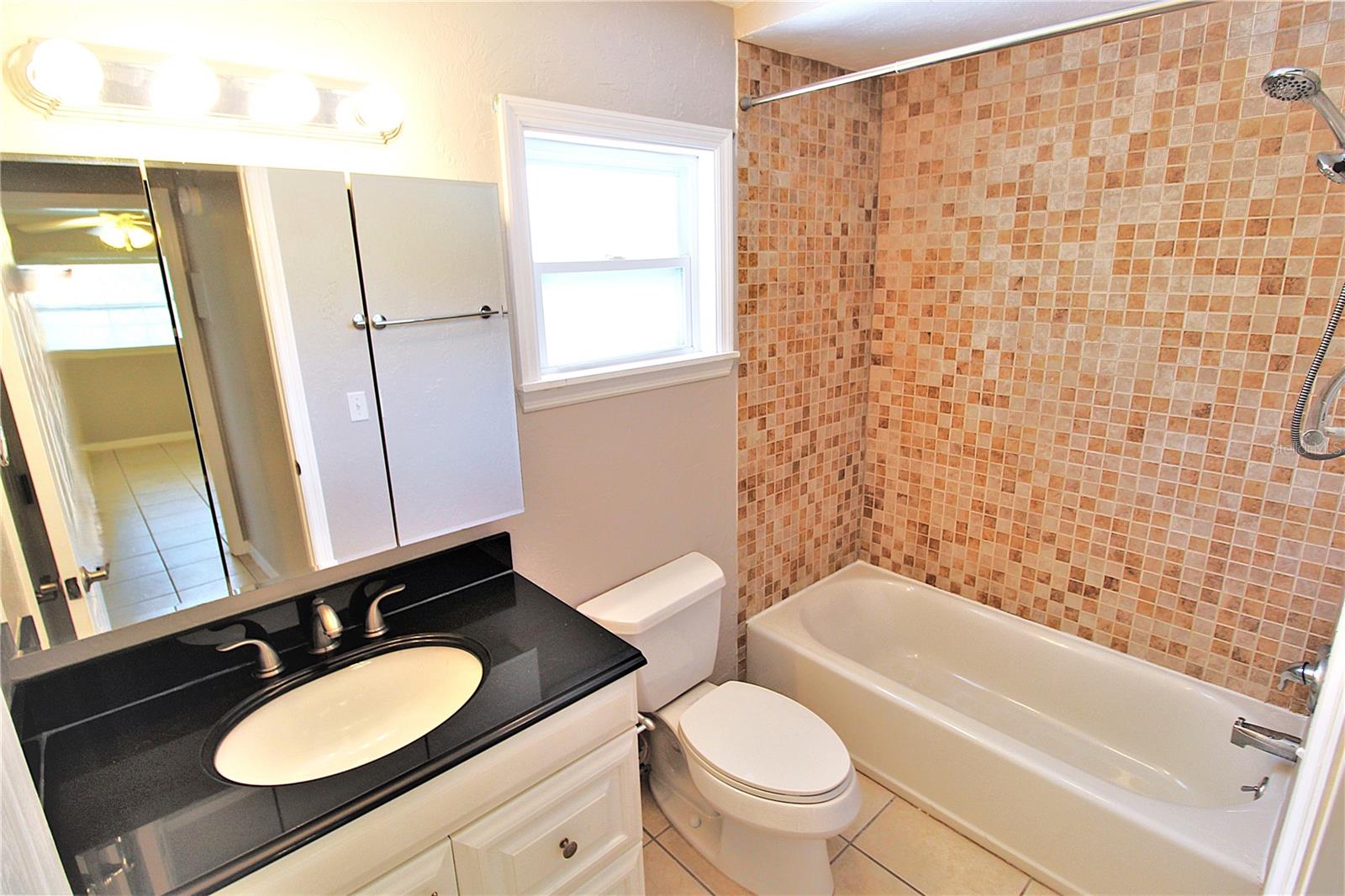 PINE SHORES ESTATE 1ST ADD - Residential Lease