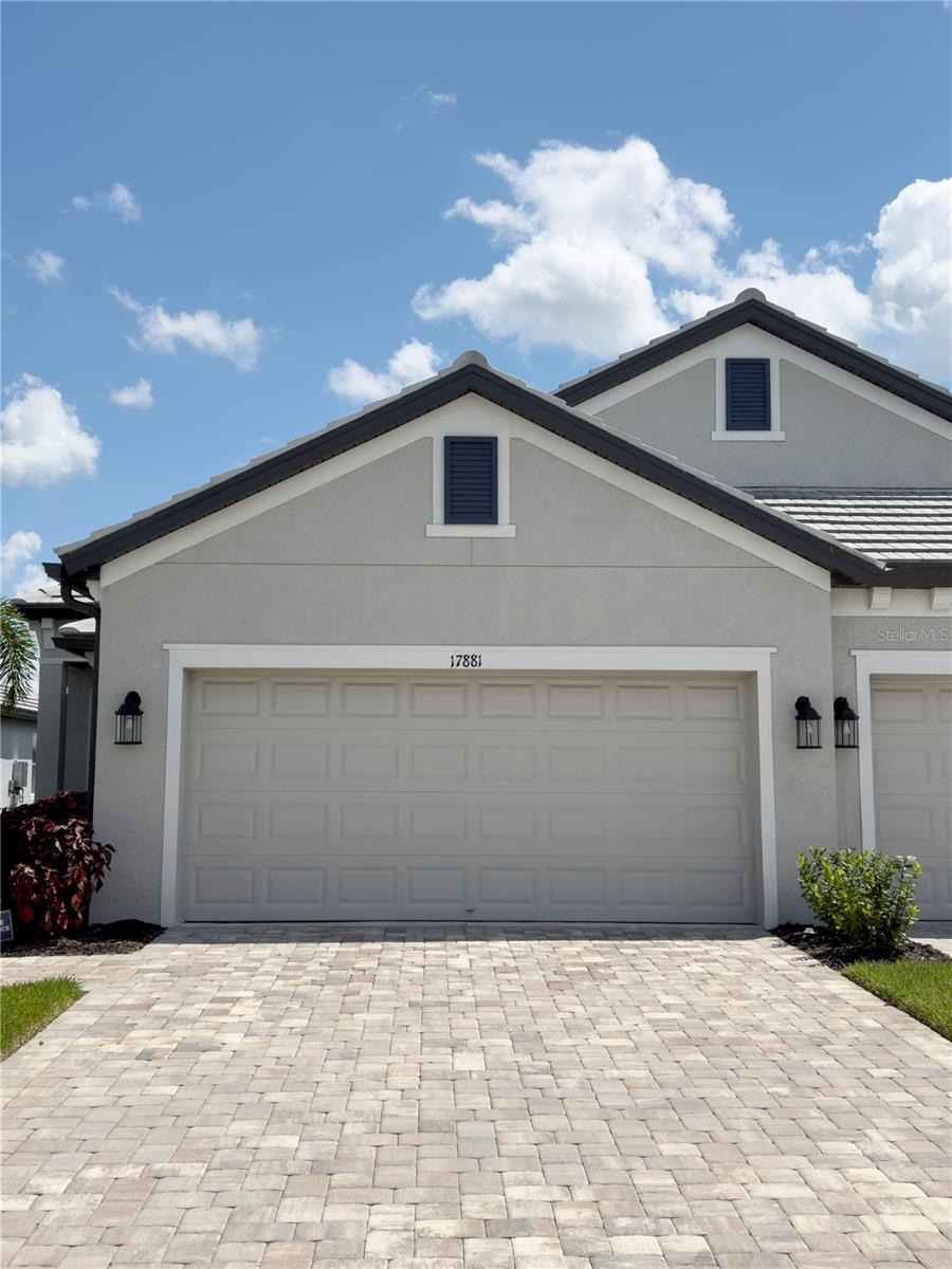 SWEETWATER VILLAS OF LAKEWOOD RANCH - Residential Lease