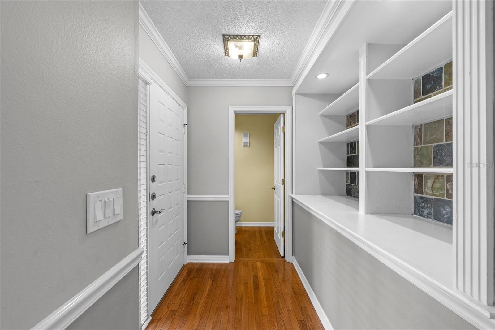 COLONY KEY - Residential