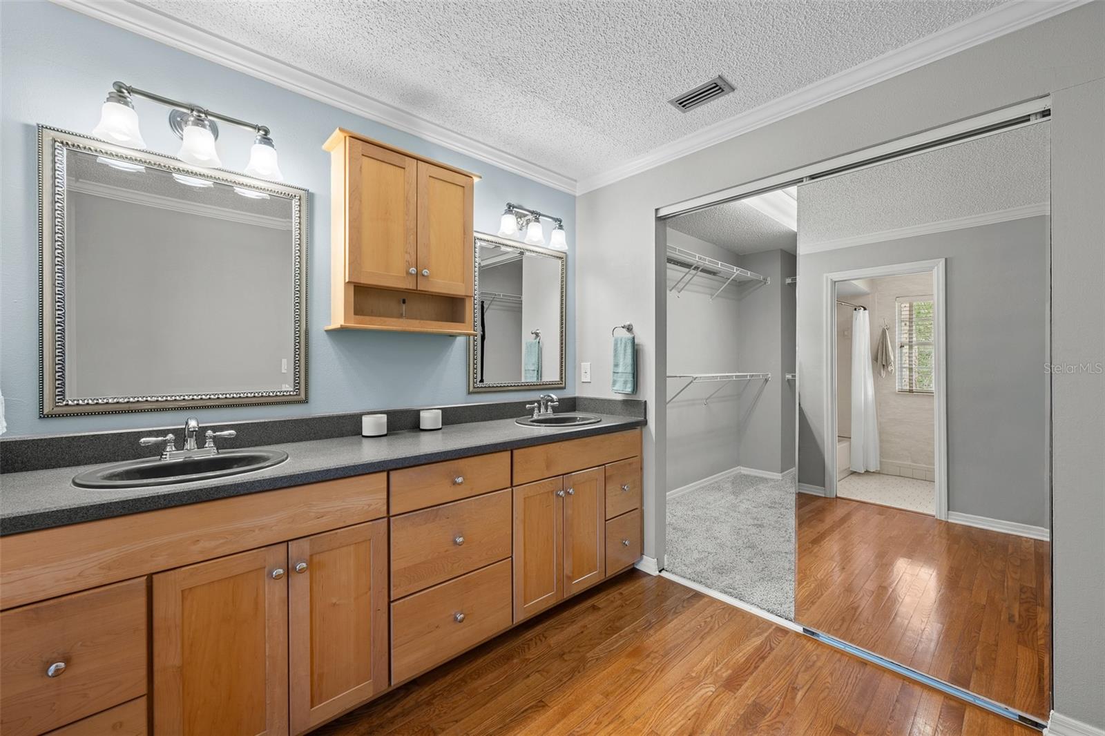 COLONY KEY - Residential
