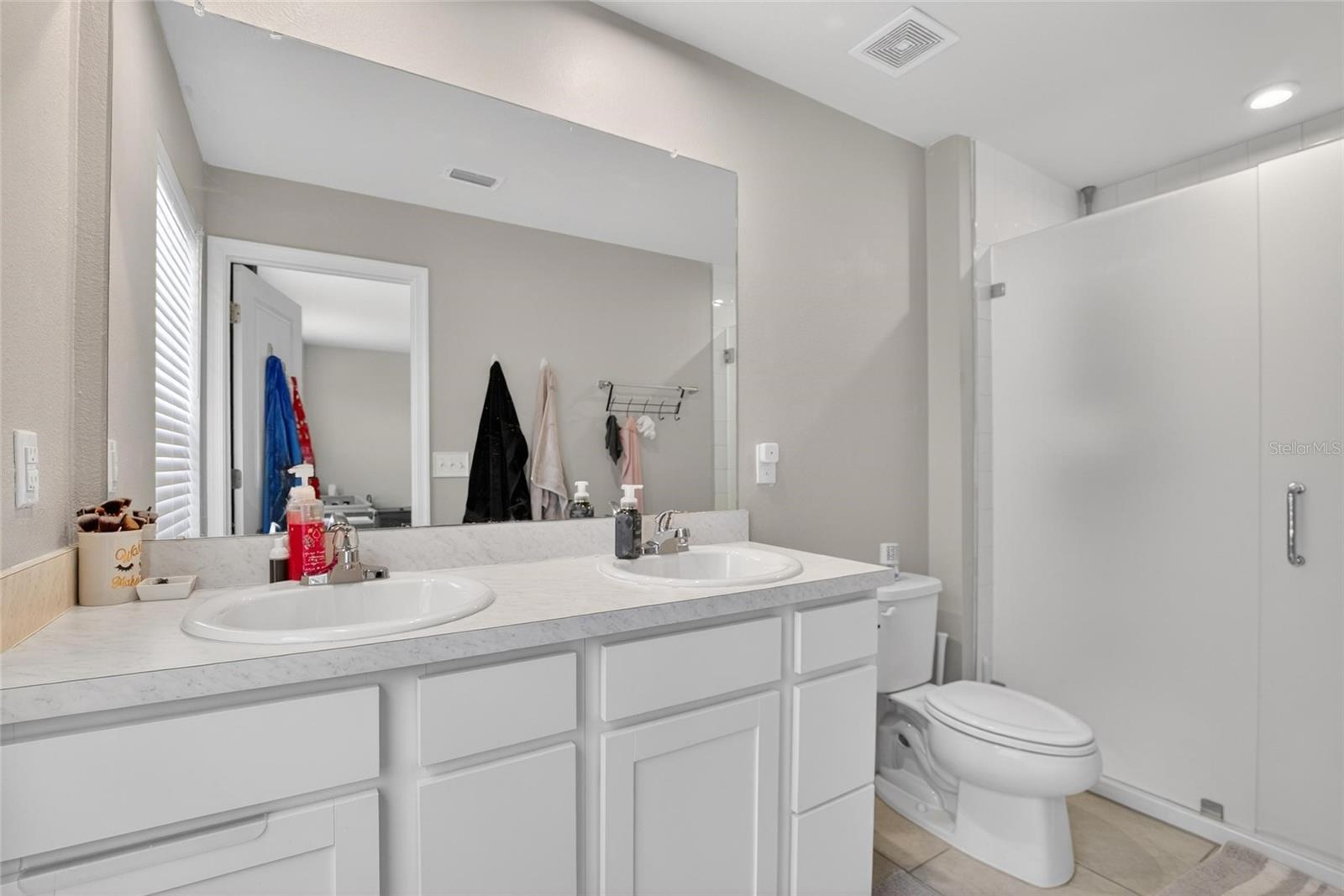 ZEPHYR PLACE - Residential