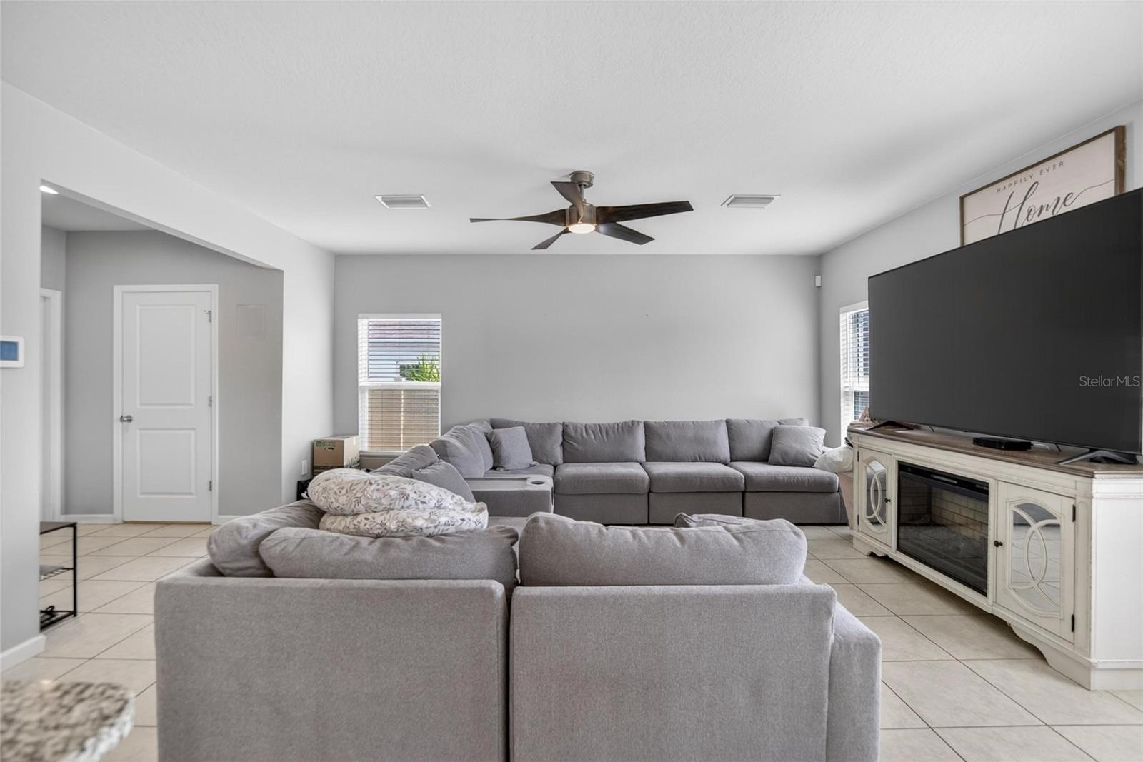 ZEPHYR PLACE - Residential