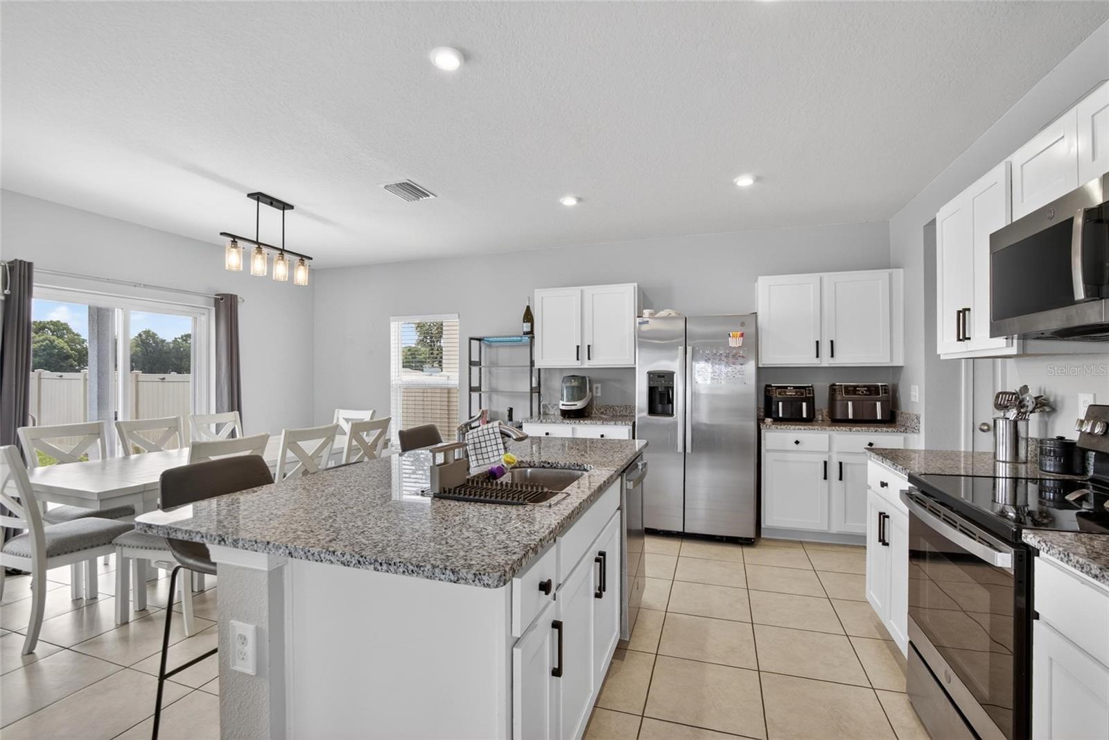 ZEPHYR PLACE - Residential