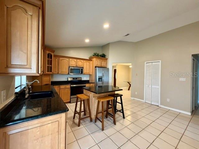 HUNTERS TRACE - Residential Lease