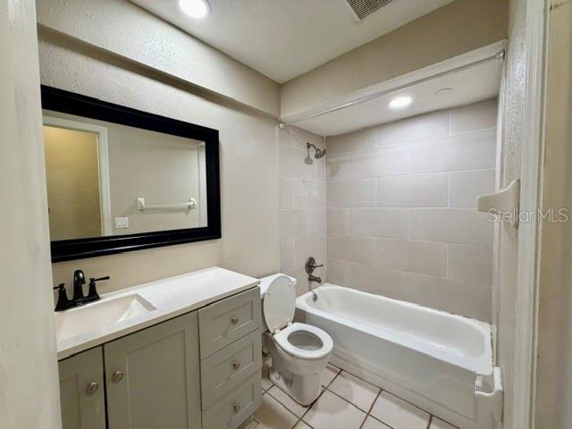 HUNTERS TRACE - Residential Lease