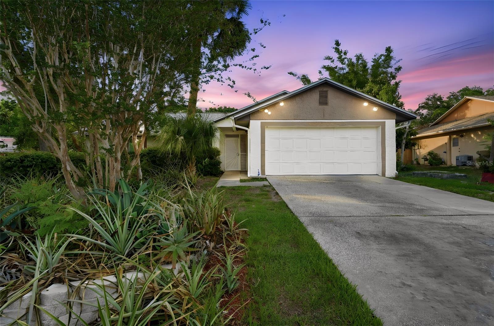 CLUBHOUSE ESTATES - Residential