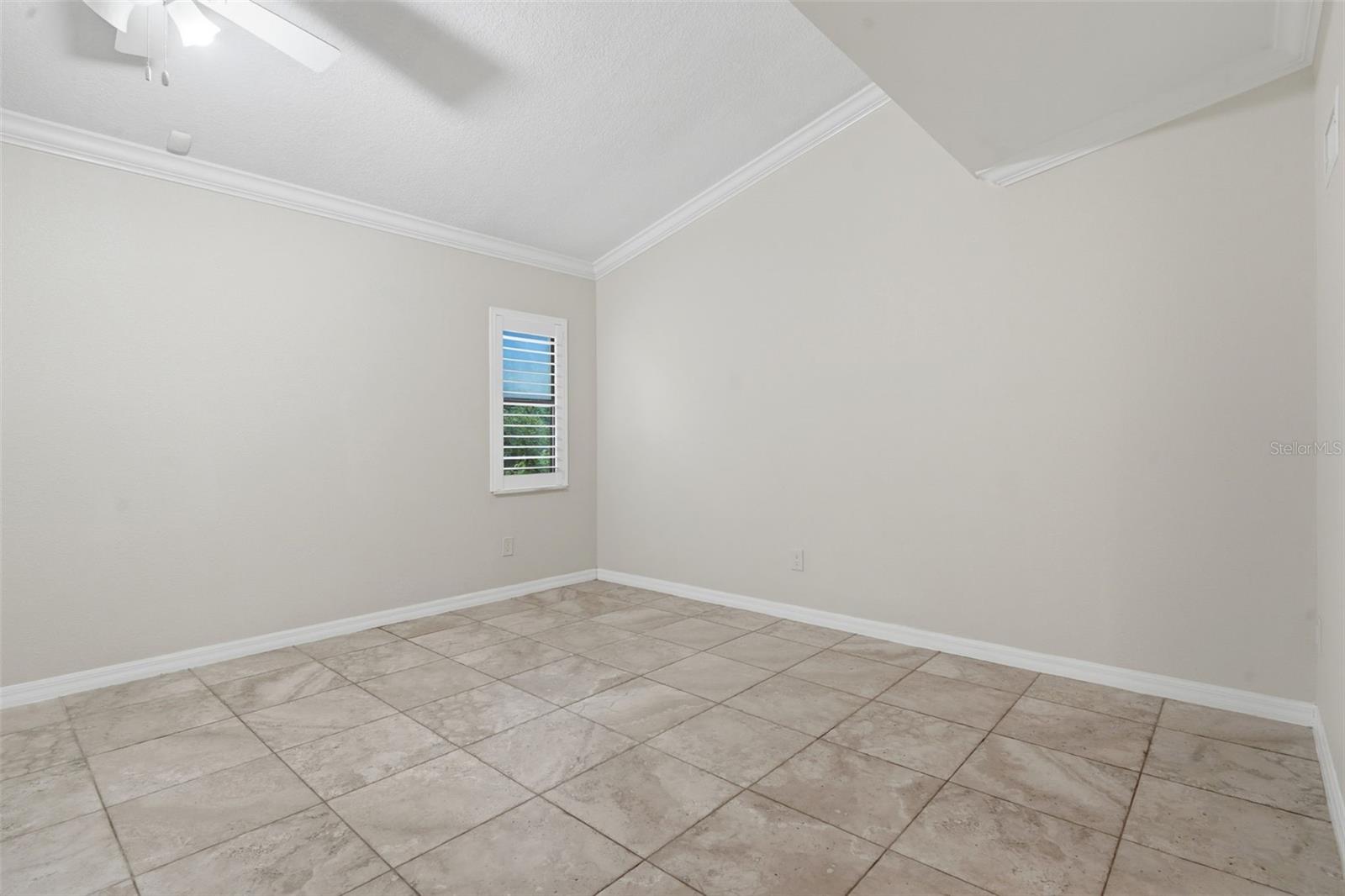 CLUBHOUSE ESTATES - Residential