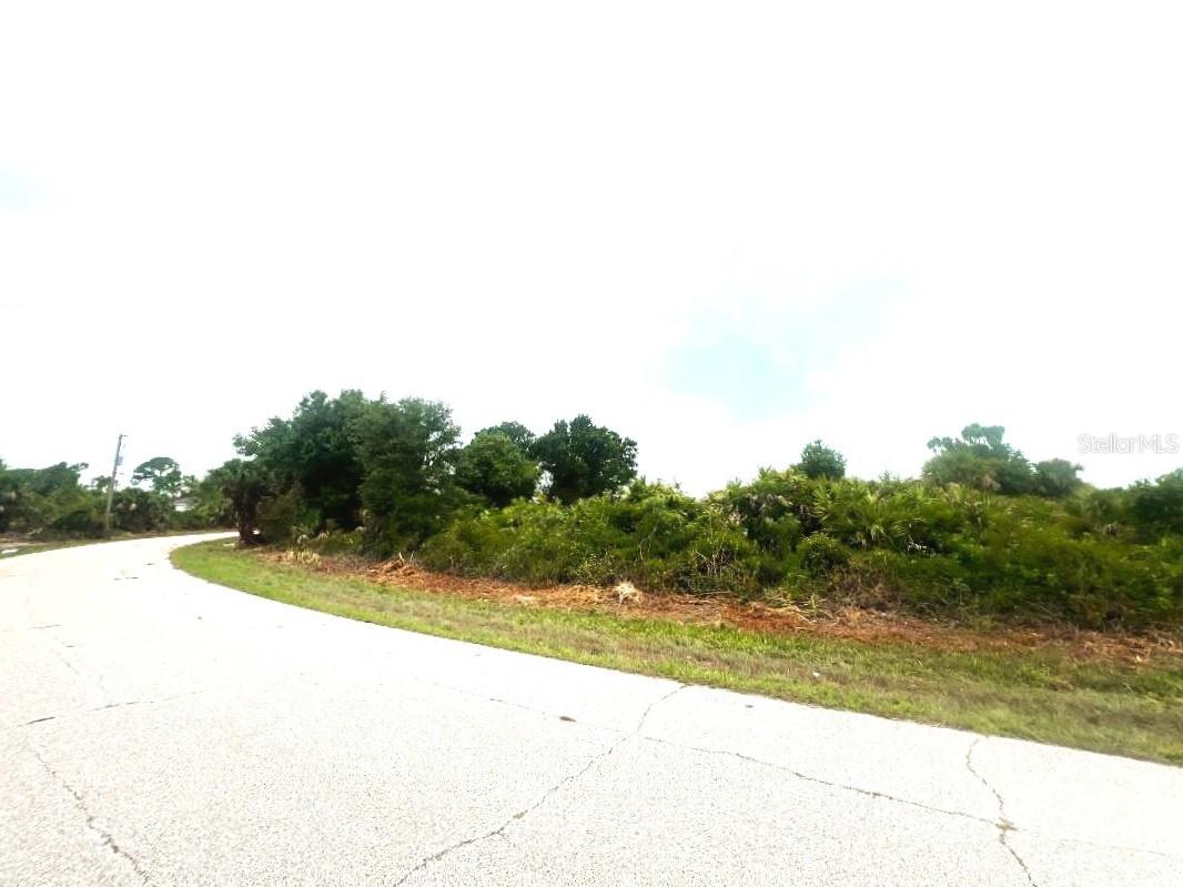 PORT CHARLOTTE SEC 095 - Land