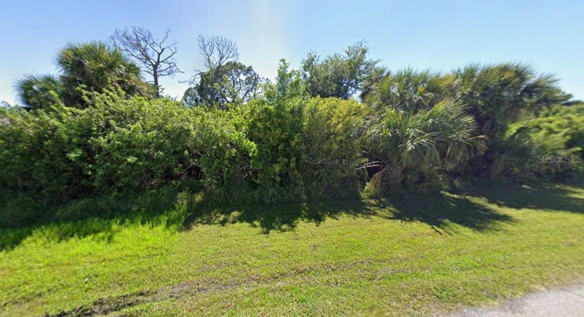 PORT CHARLOTTE SEC 060 - Land