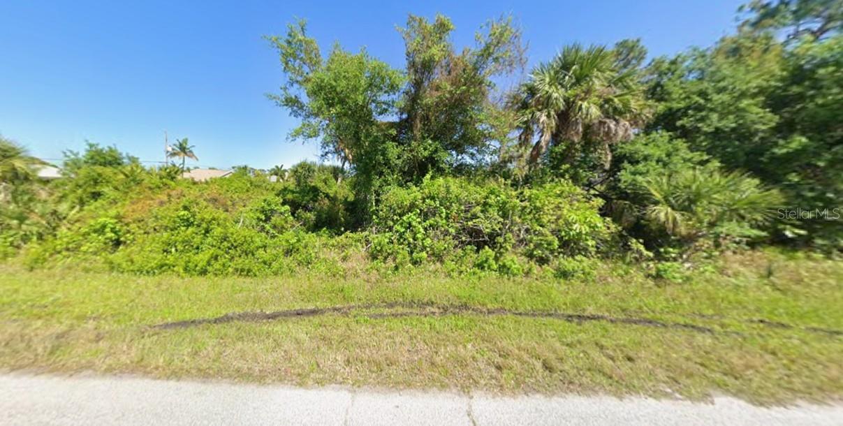 PORT CHARLOTTE SEC 060 - Land