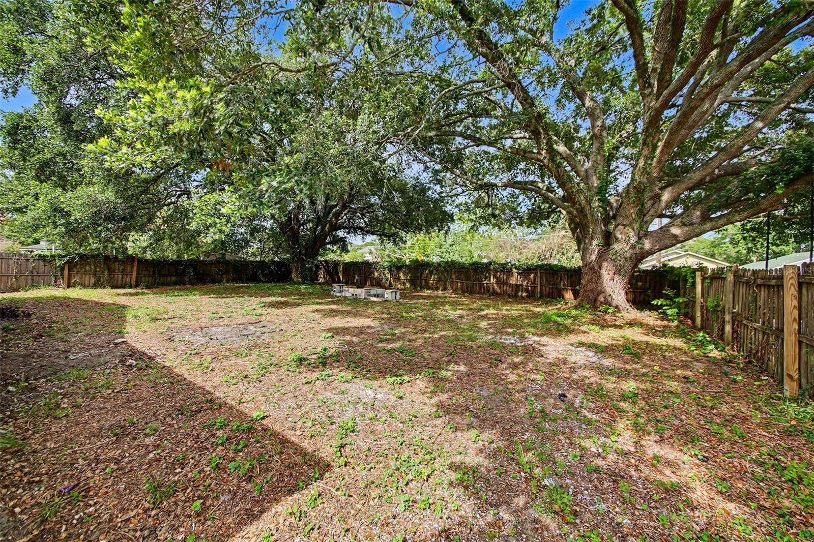 CEDAR RIDGE - Residential