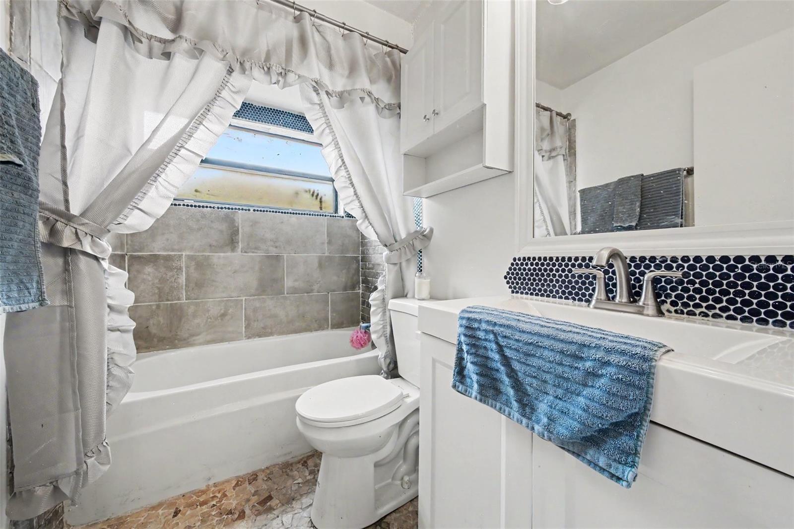 CEDAR RIDGE - Residential