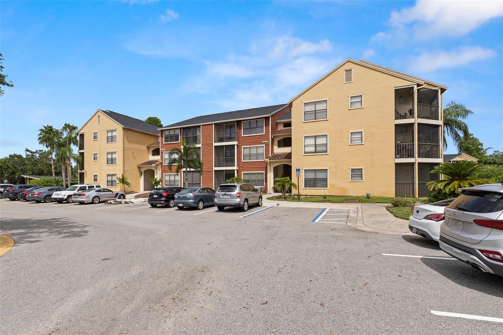 BAYPOINTE PRESERVE CONDO - Residential Lease
