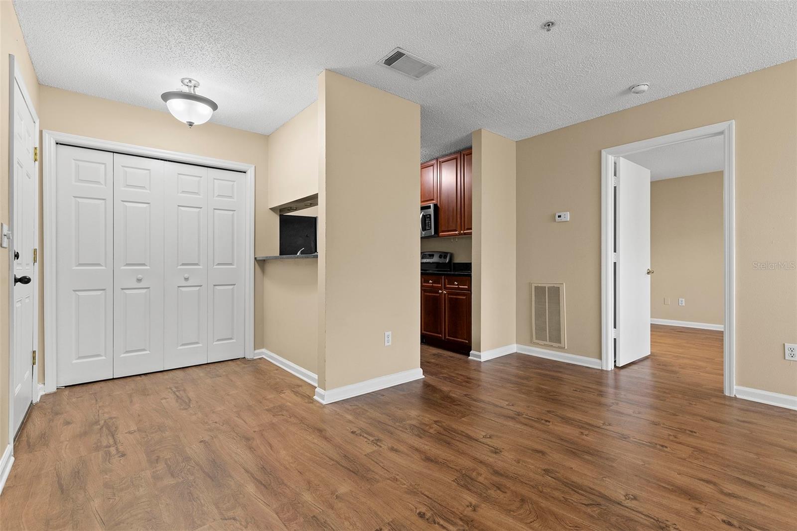 BAYPOINTE PRESERVE CONDO - Residential Lease